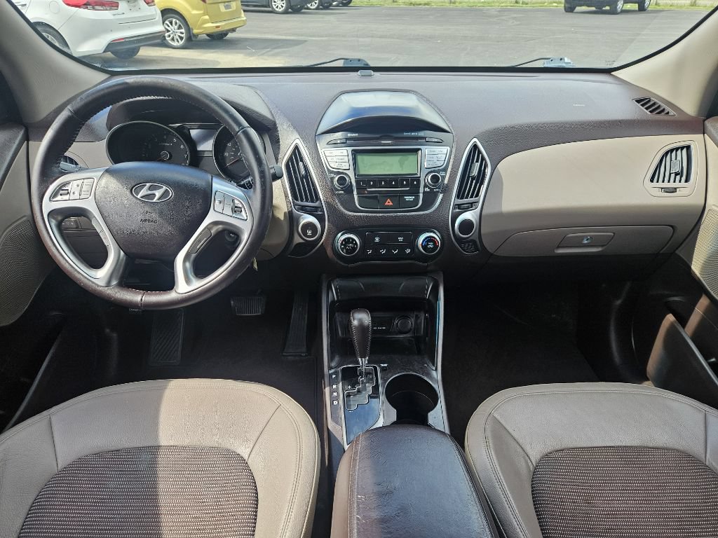 Used 2011 Hyundai Tucson GLS FWD image 10