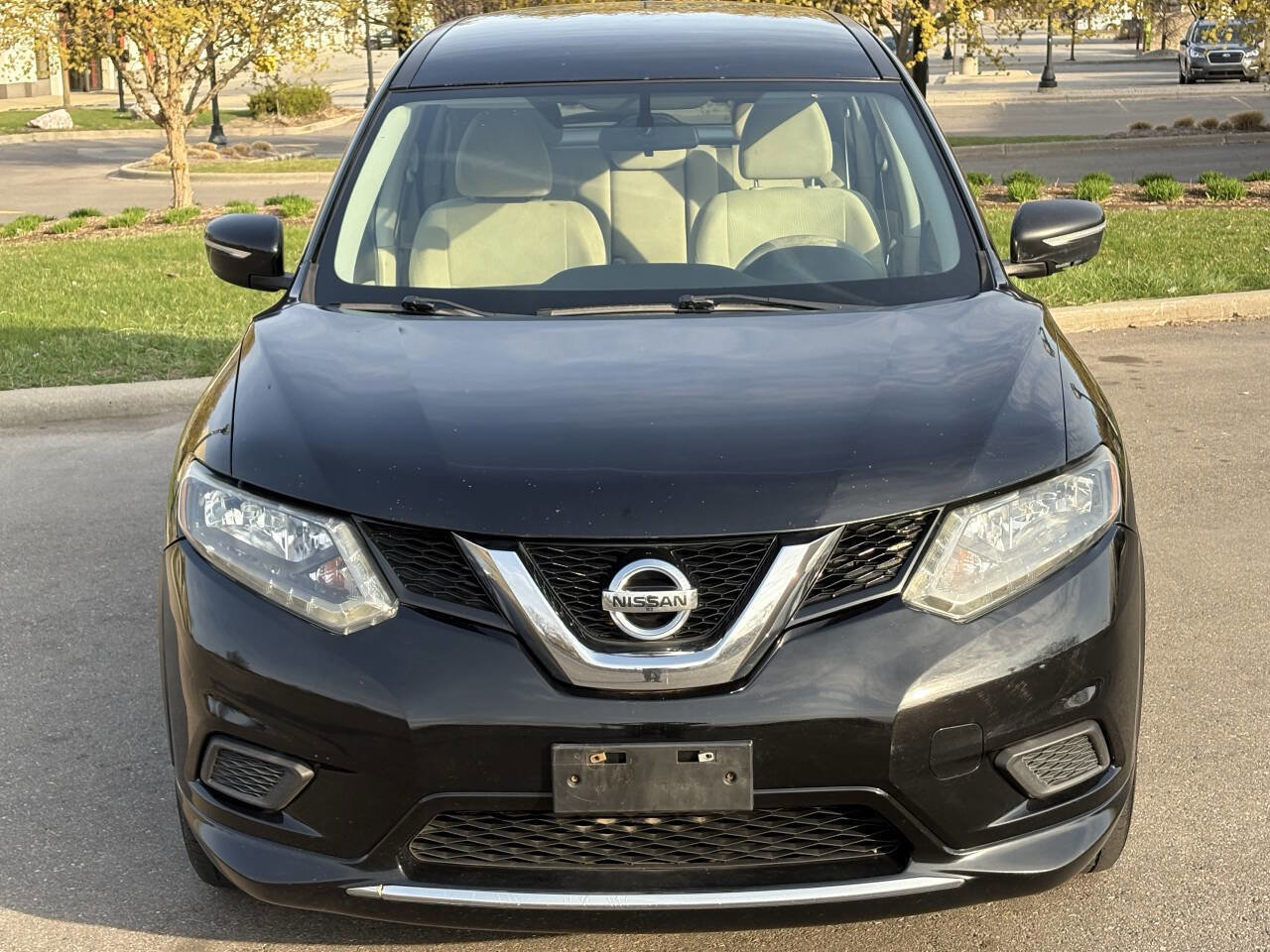 Used 2014 Nissan Rogue S image 4