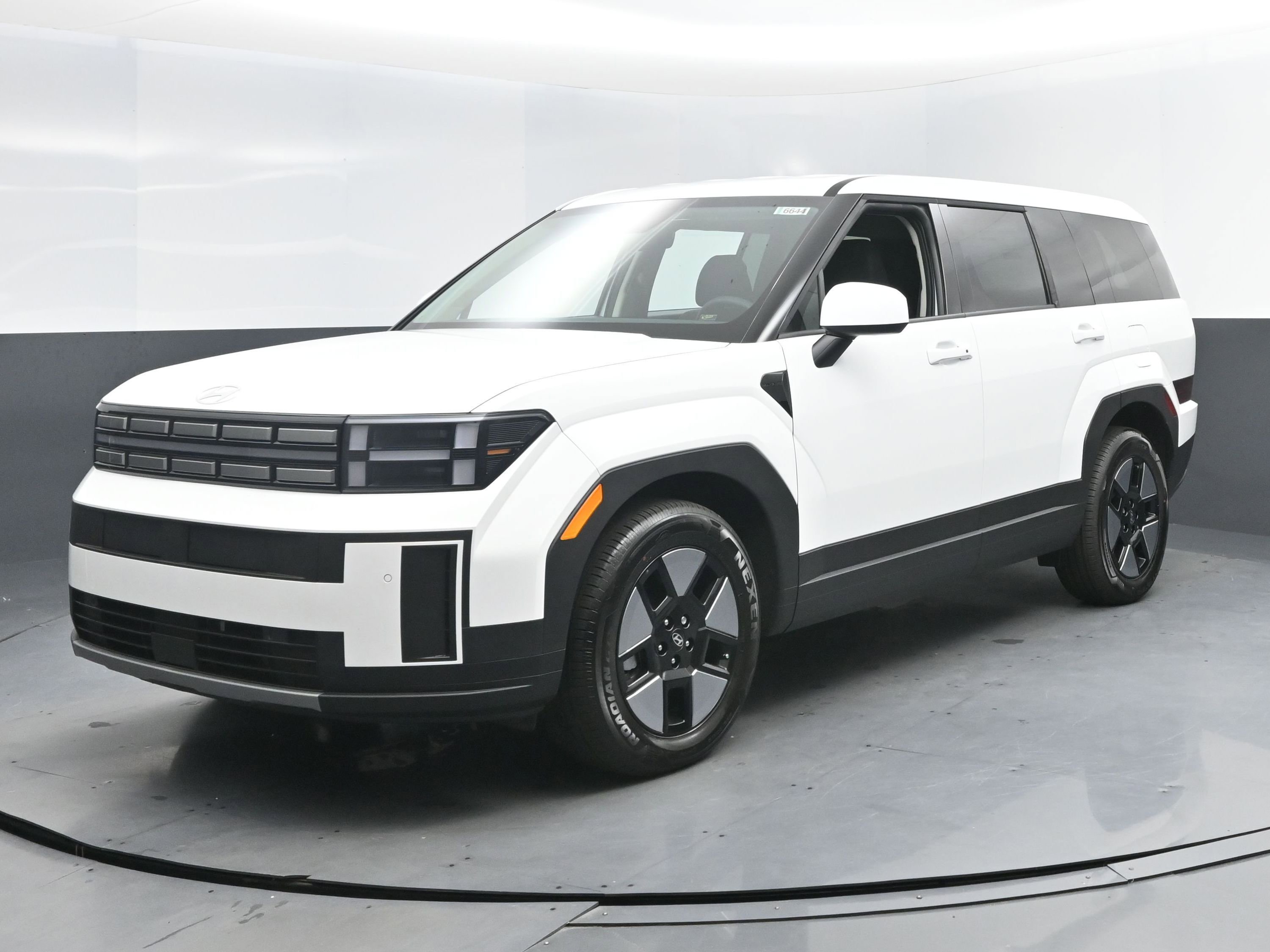 New 2026 Hyundai Santa Fe SE image 1