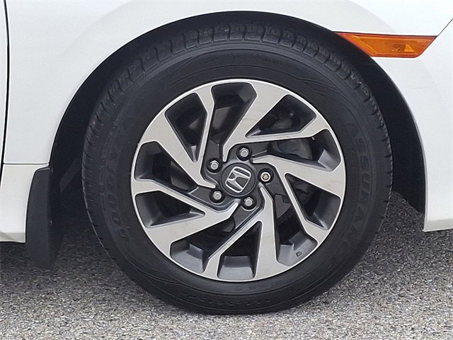 Used 2018 Honda Civic EX image 8