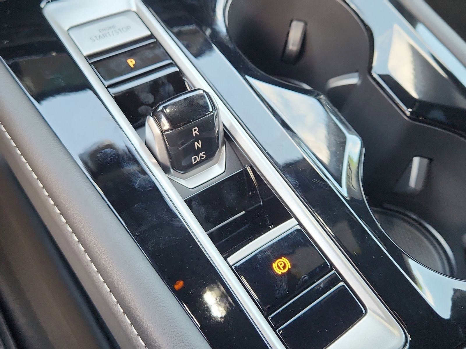 New 2025 Volkswagen Atlas Cross Sport SE image 26