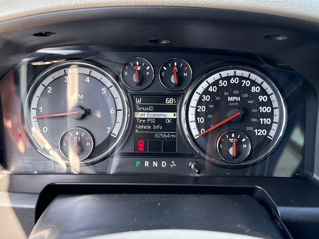 Used 2011 RAM 1500 Classic SLT image 32