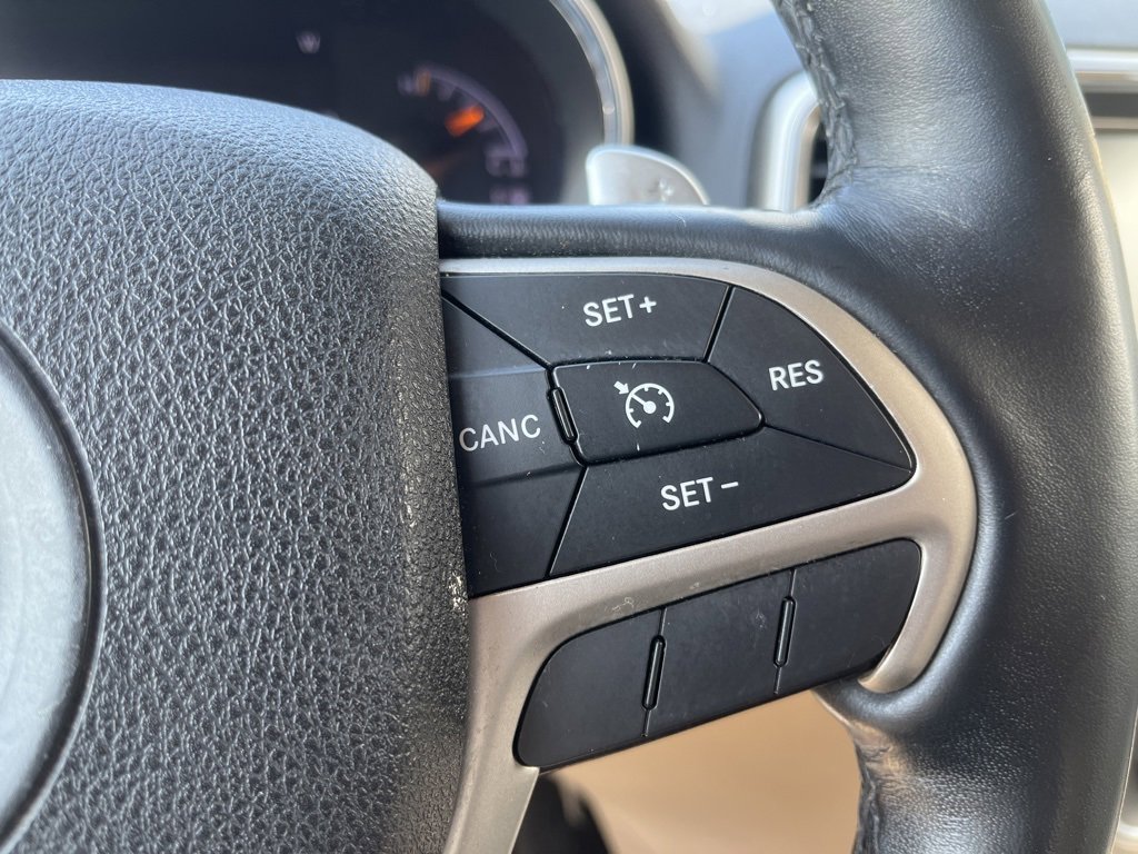 Used 2015 Jeep Grand Cherokee Limited image 17