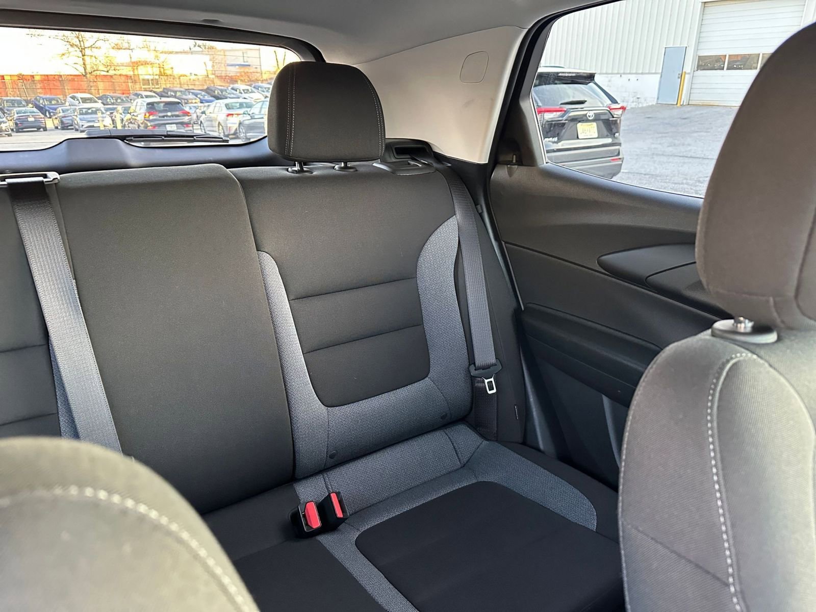 Used 2025 Chevrolet TrailBlazer LT image 35