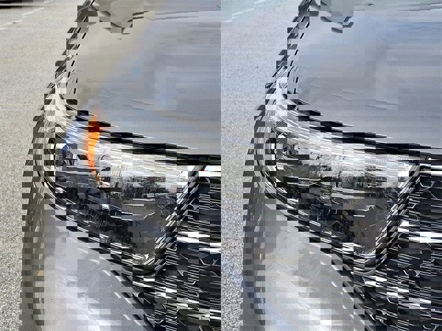 Certified 2022 Ford Explorer XLT w/ Equipment Group 202A image 20