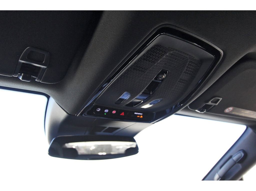 New 2026 Cadillac Lyriq Luxury image 21