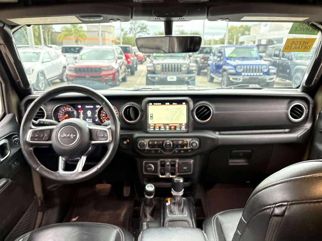 Used 2020 Jeep Gladiator Overland AWD/4WD image 8