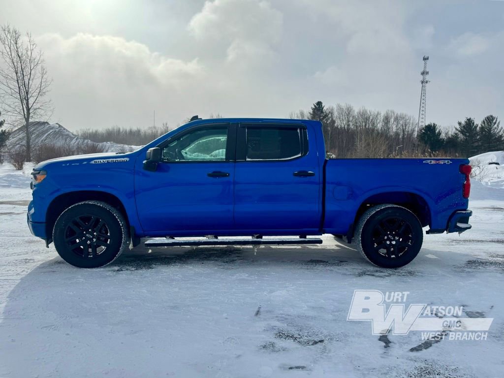 Used 2023 Chevrolet Silverado 1500 Custom w/ LPO, Dark Essentials Package image 3