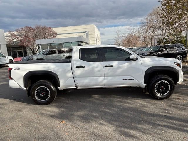 Used 2024 Toyota Tacoma TRD Off-Road image 11