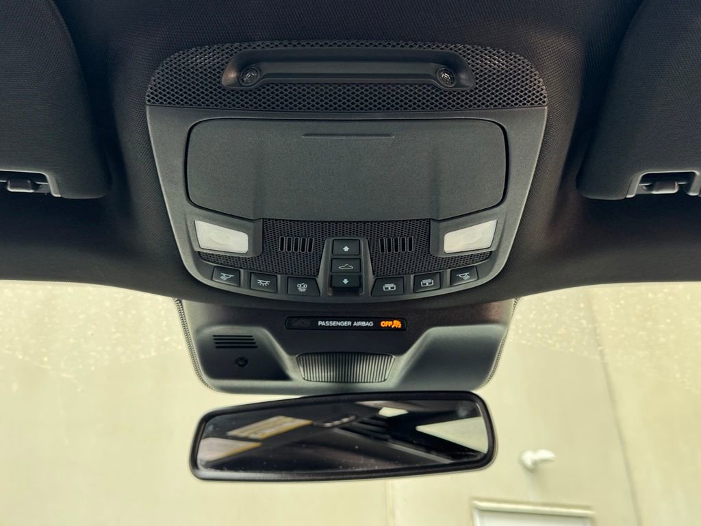 Used 2022 Ford Expedition Platinum image 25