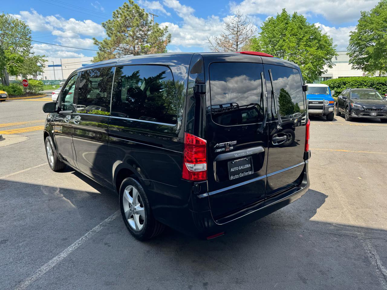 Used 2017 Mercedes-Benz Metris Passenger image 7
