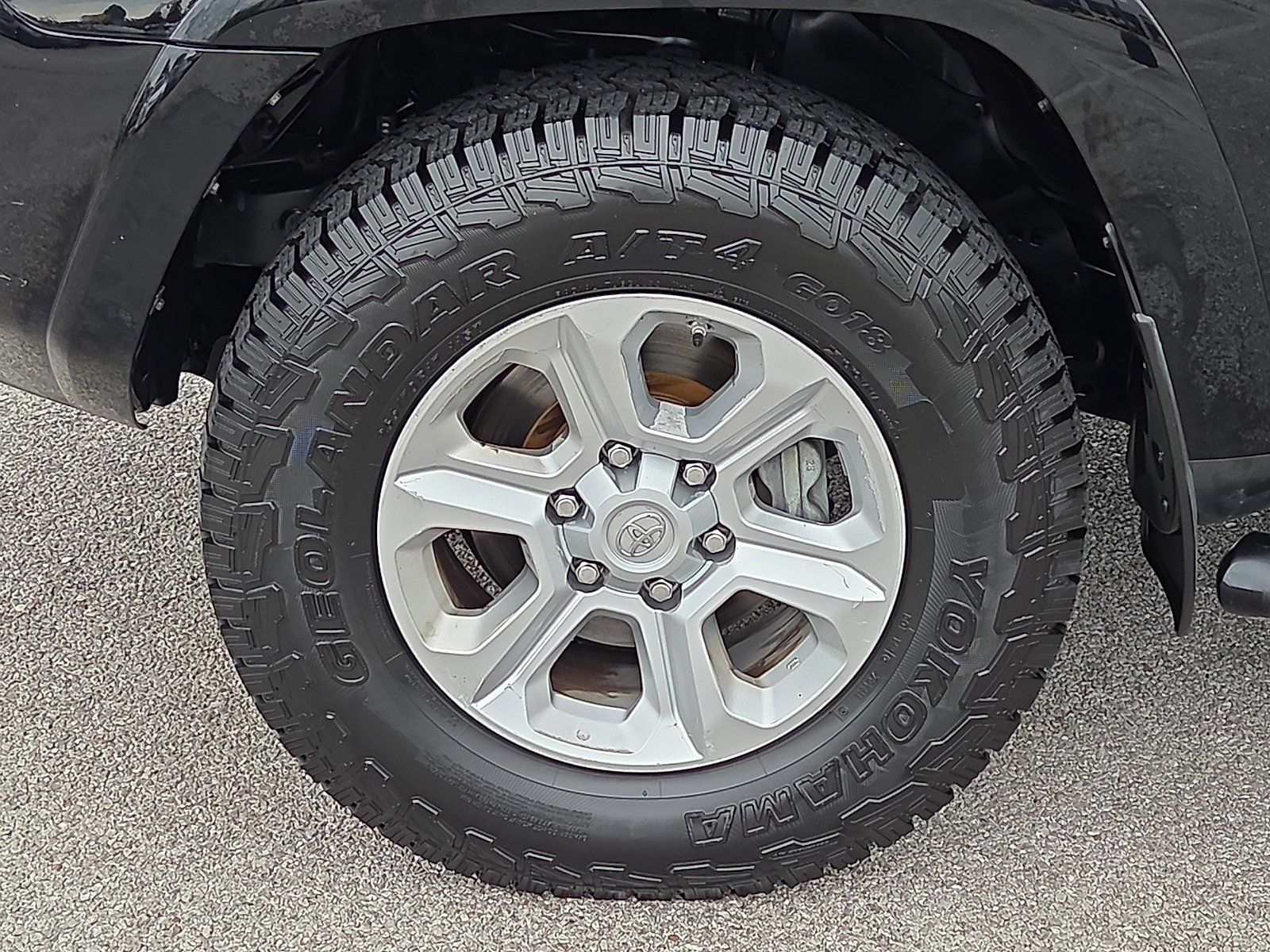 Used 2019 Toyota 4Runner SR5 AWD/4WD image 7