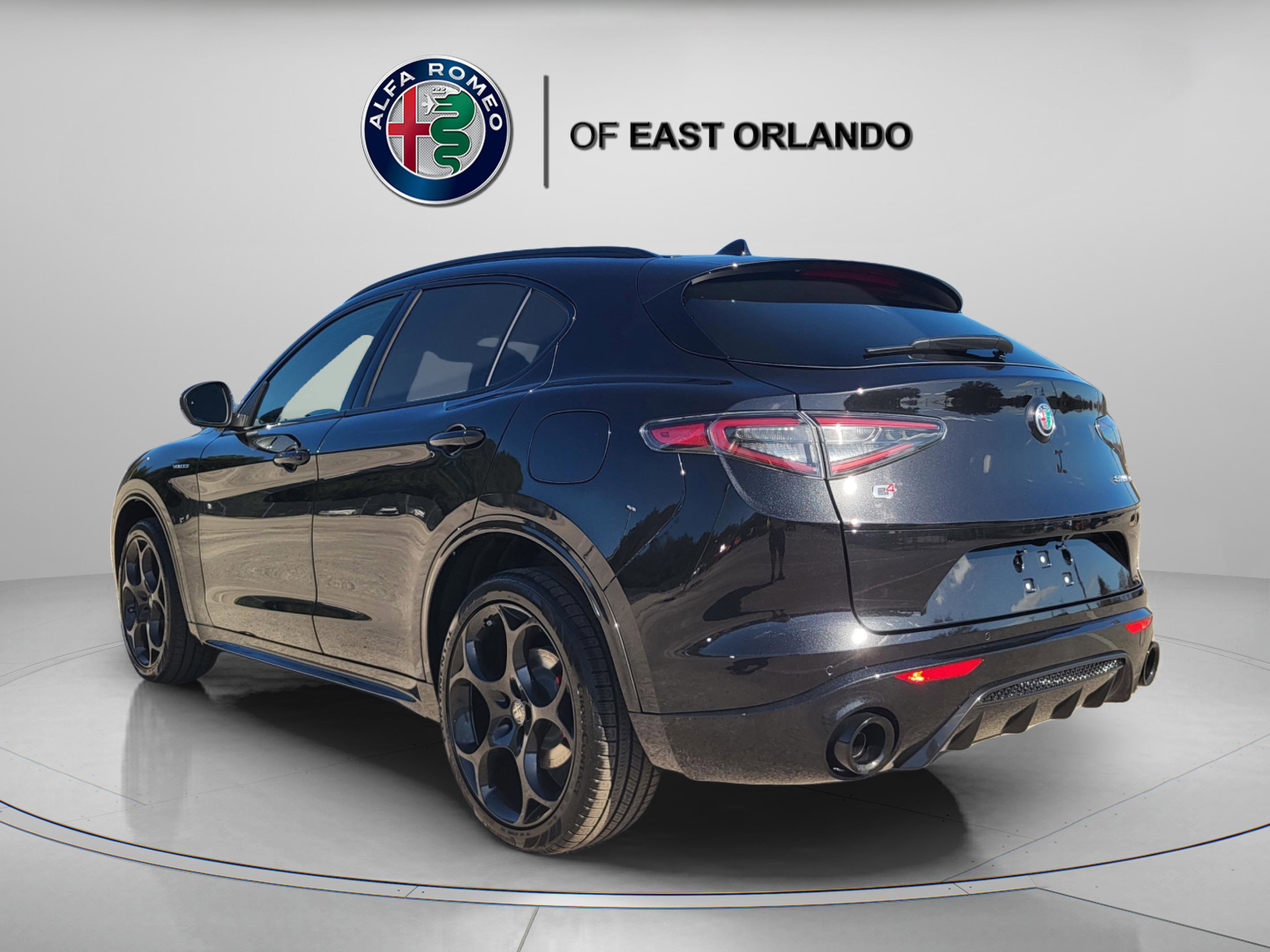 New 2026 Alfa Romeo Stelvio Sprint AWD/4WD image 4