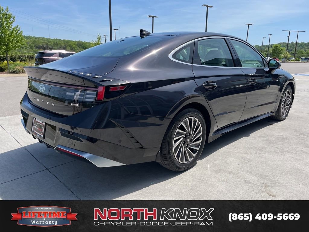 Used 2024 Hyundai Sonata Limited FWD image 21