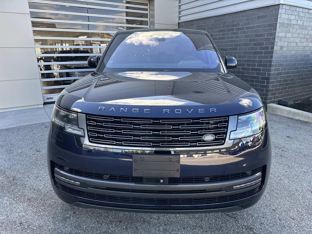 Certified 2023 Land Rover Range Rover SE AWD/4WD image 2