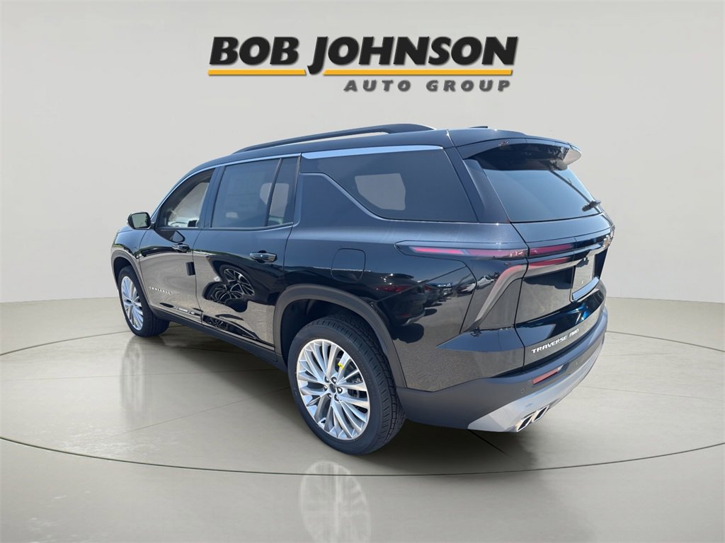 New 2025 Chevrolet Traverse LT image 3