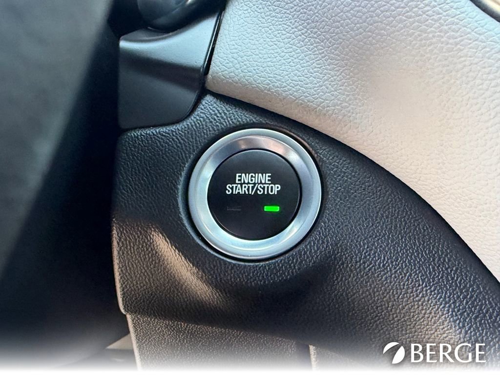 Used 2022 Chevrolet Equinox LS w/ LS Convenience Package AWD/4WD image 32