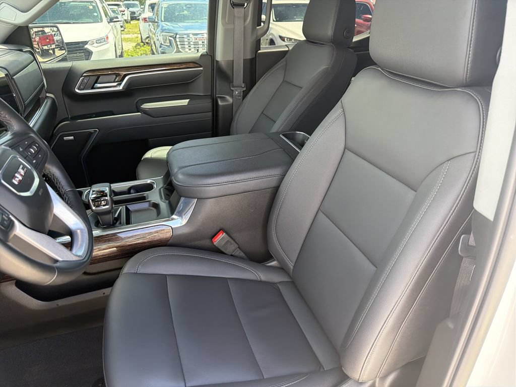 Used 2026 GMC Sierra 1500 Elevation w/ Elevation Premium Package AWD/4WD image 19