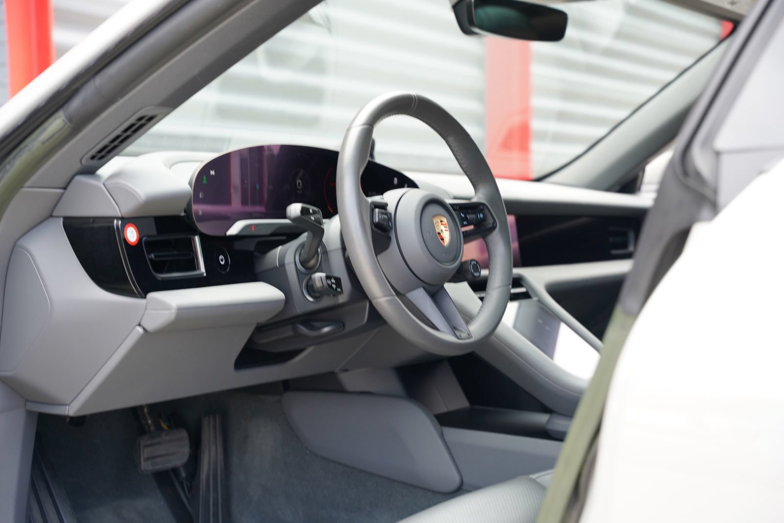 Used 2023 Porsche Taycan RWD image 19