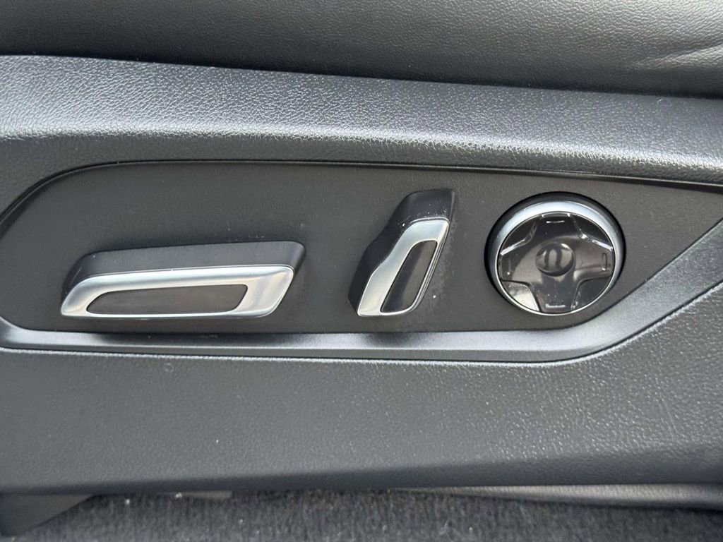 Certified 2023 Acura MDX SH-AWD w/ Technology Package image 19