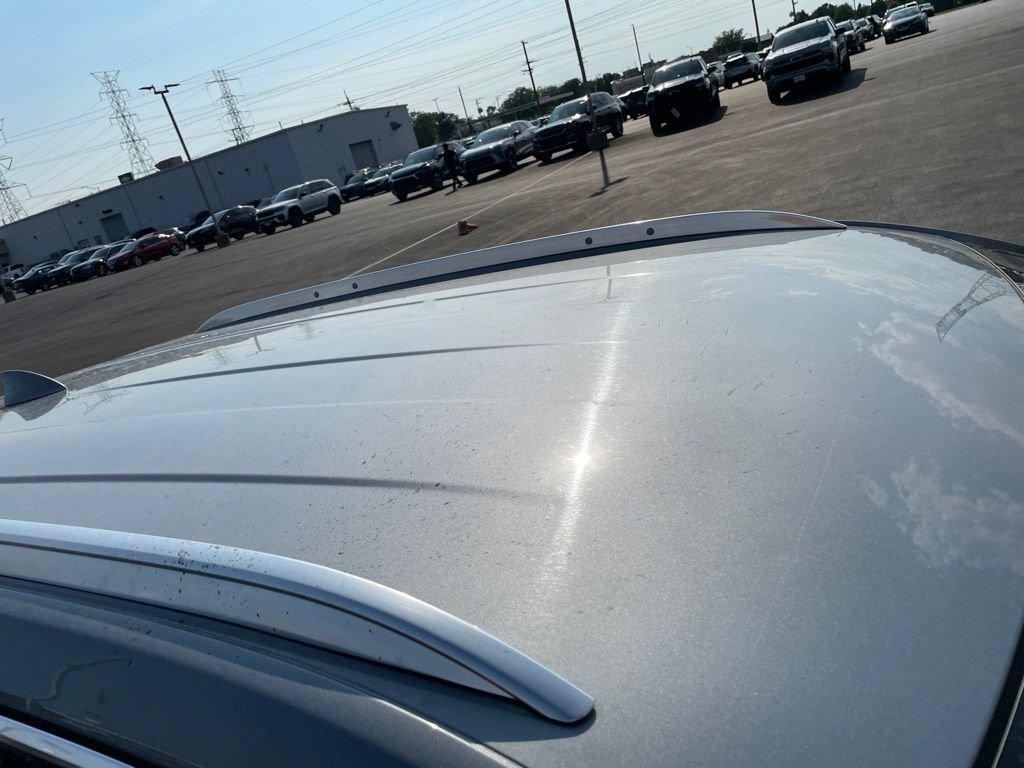 Used 2023 Cadillac XT4 Premium Luxury w/ Cold Weather Package AWD/4WD image 9