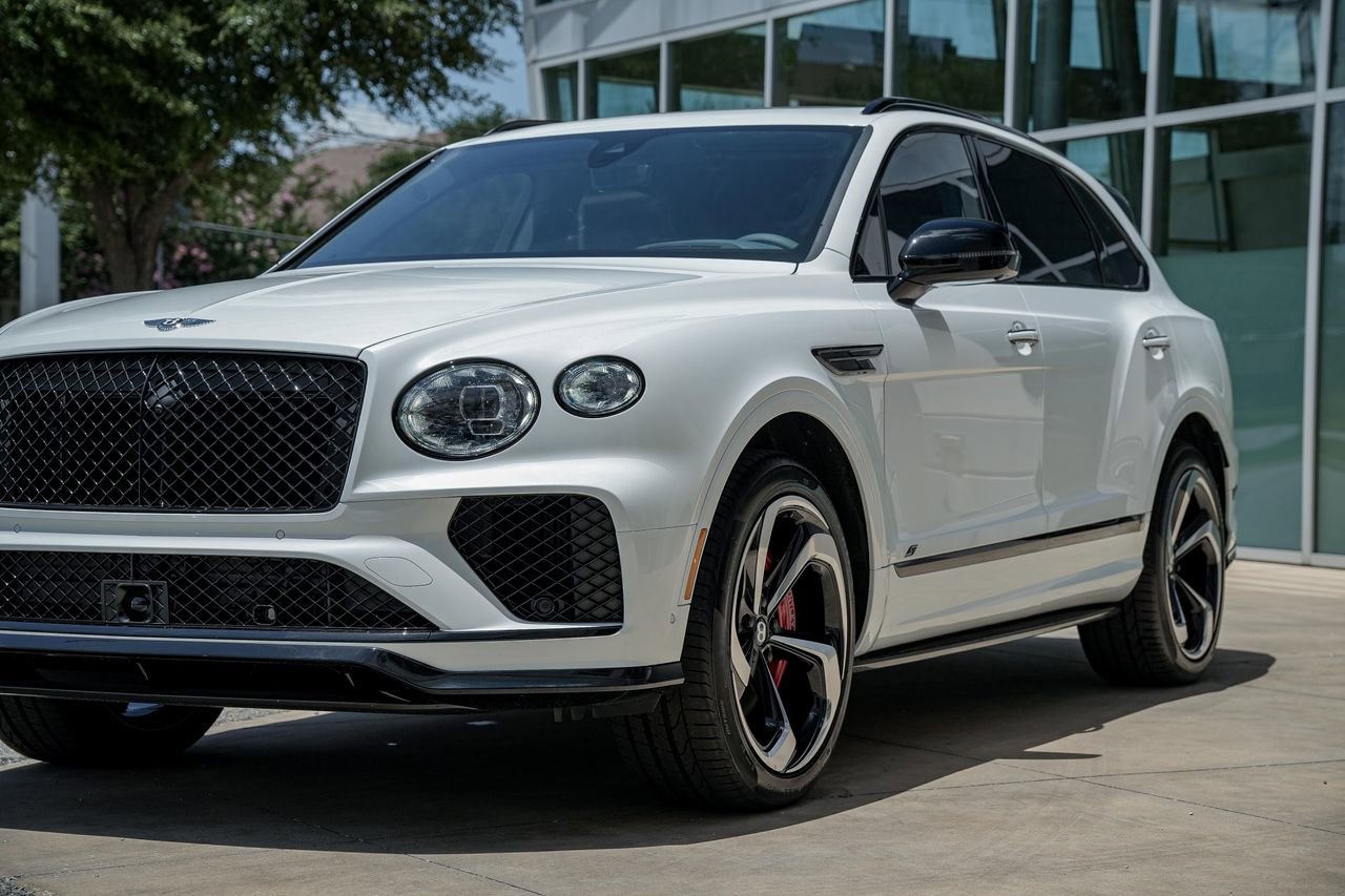 New 2025 Bentley Bentayga AWD/4WD image 9