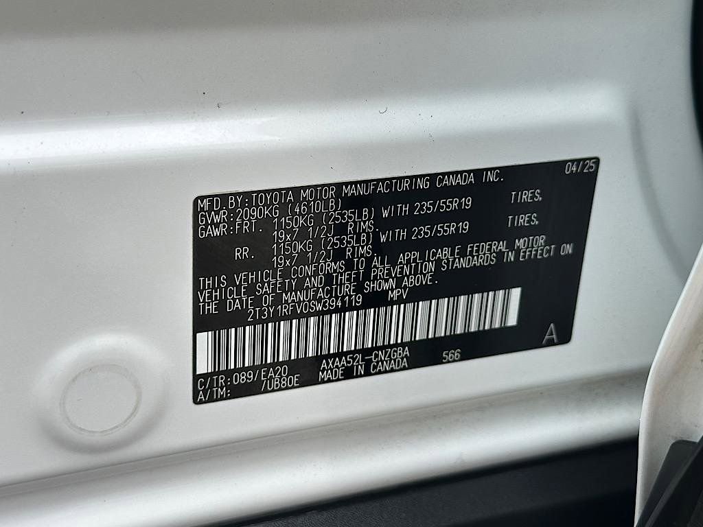 Used 2025 Toyota RAV4 Limited w/ Advanced Technology Package image 31