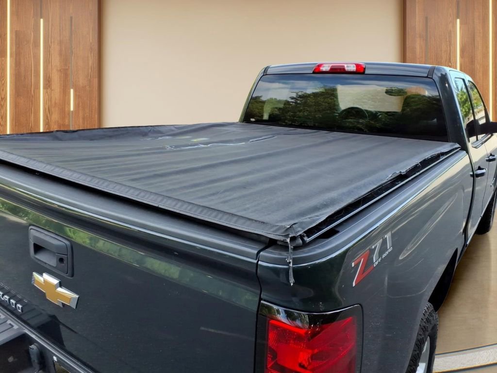 Used 2018 Chevrolet Silverado 1500 LT w/ All Star Edition AWD/4WD image 32