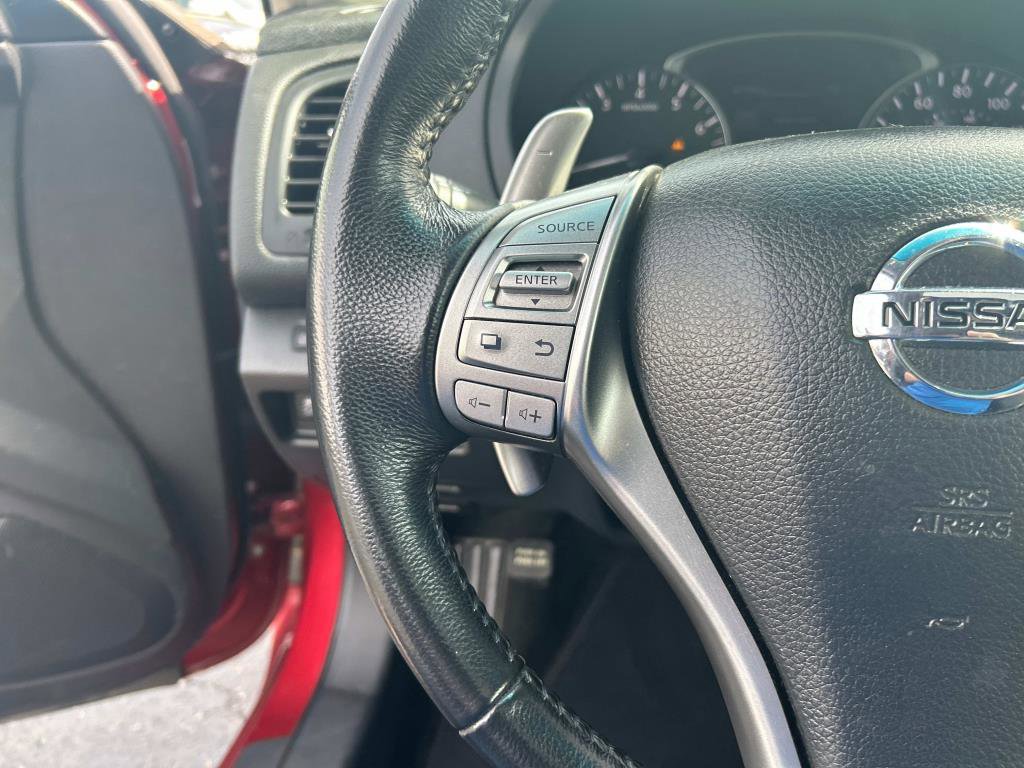 Used 2013 Nissan Altima 3.5 SV image 22