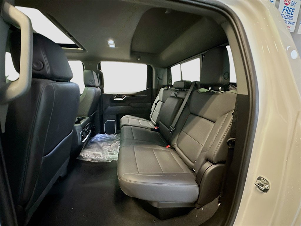 New 2025 Chevrolet Silverado 1500 LTZ w/ Technology Package image 27