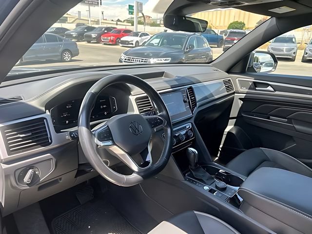 Used 2020 Volkswagen Atlas Cross Sport SEL Premium AWD/4WD image 24