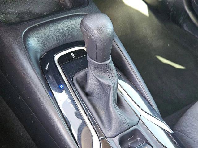 Used 2020 Toyota Corolla LE w/ LE Premium Package FWD image 17