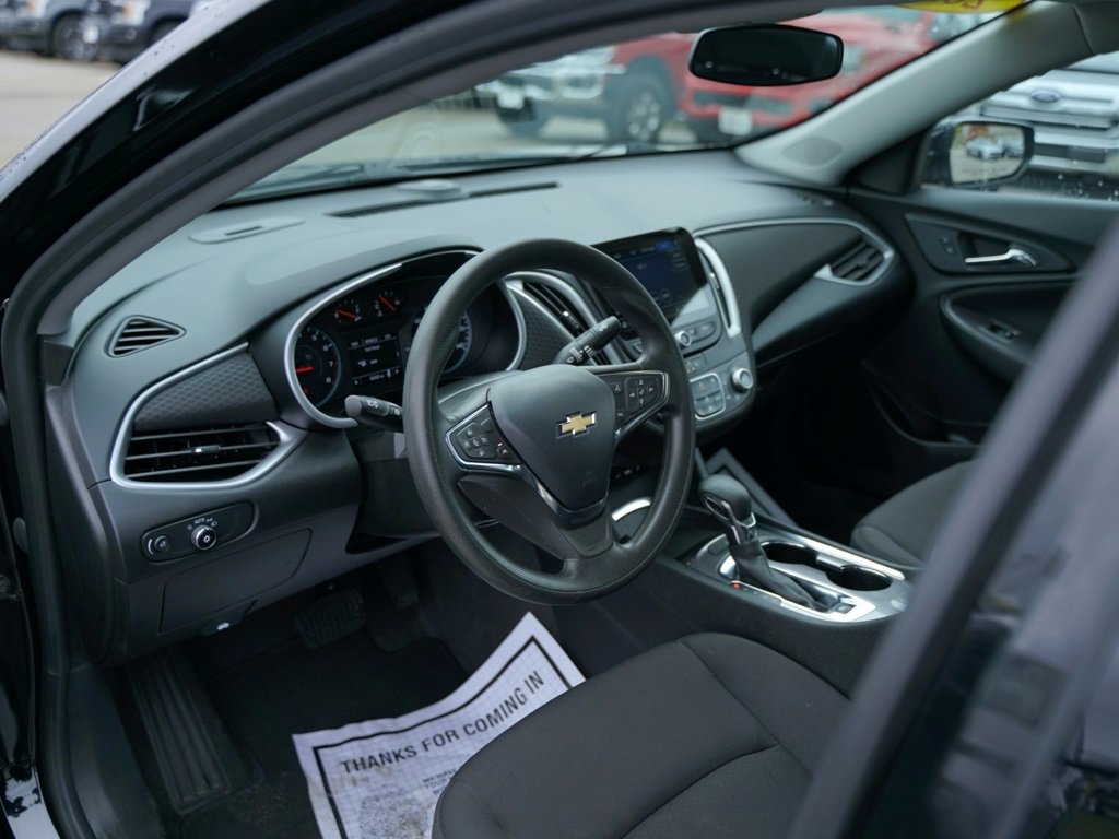 Used 2023 Chevrolet Malibu LT image 18