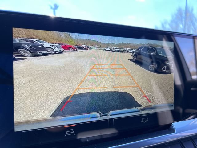 Used 2023 GMC Sierra 1500 Elevation image 13