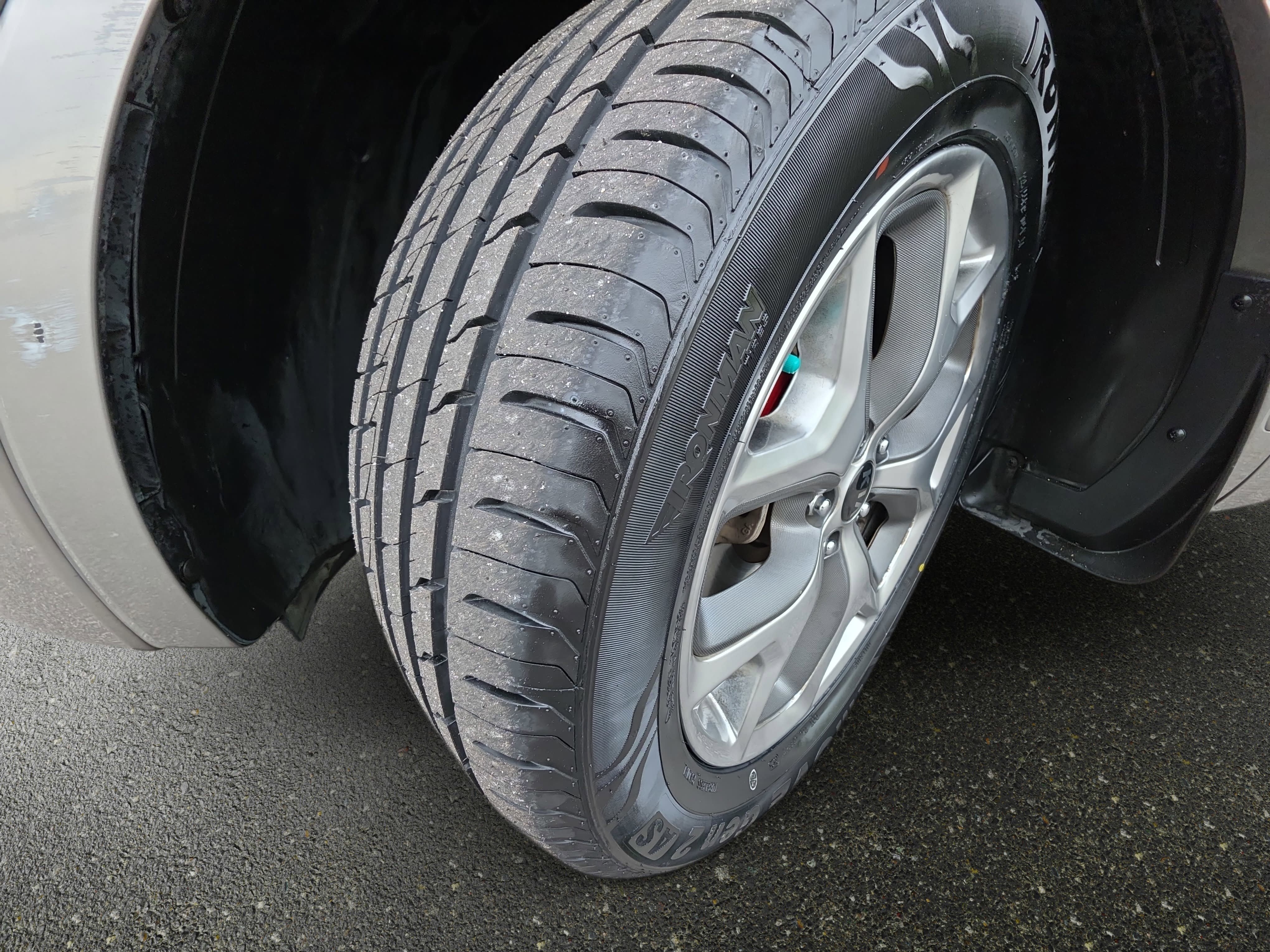 Used 2019 Kia Sorento SX FWD image 35