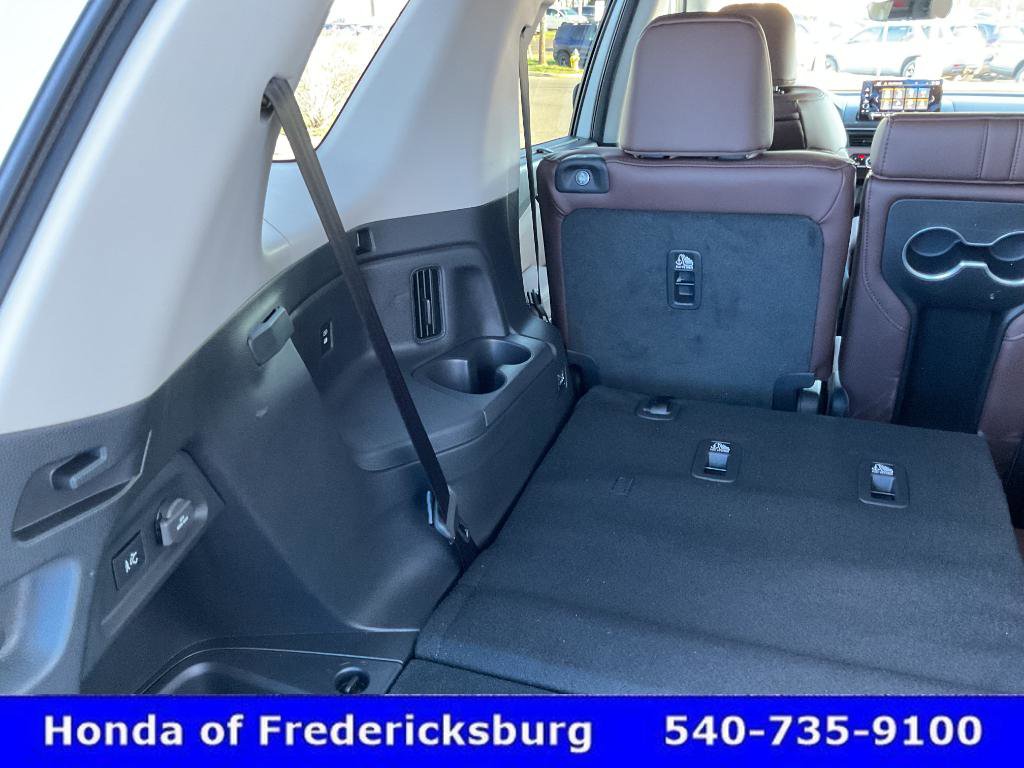 Certified 2025 Honda Pilot Elite image 14