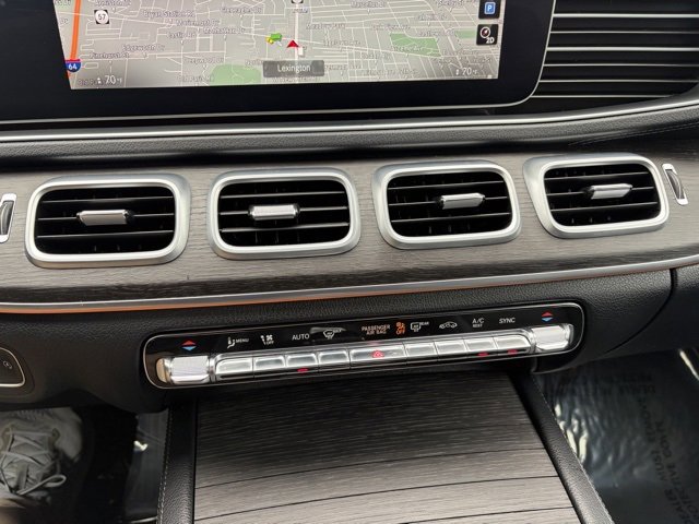 Used 2020 Mercedes-Benz GLS 450 4MATIC image 28