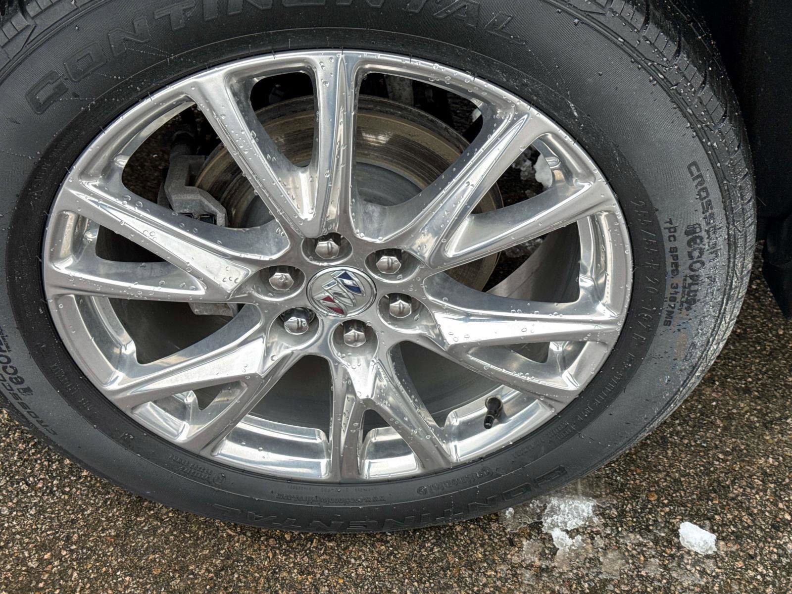 Certified 2023 Buick Enclave Essence w/ Experience Buick Package image 5