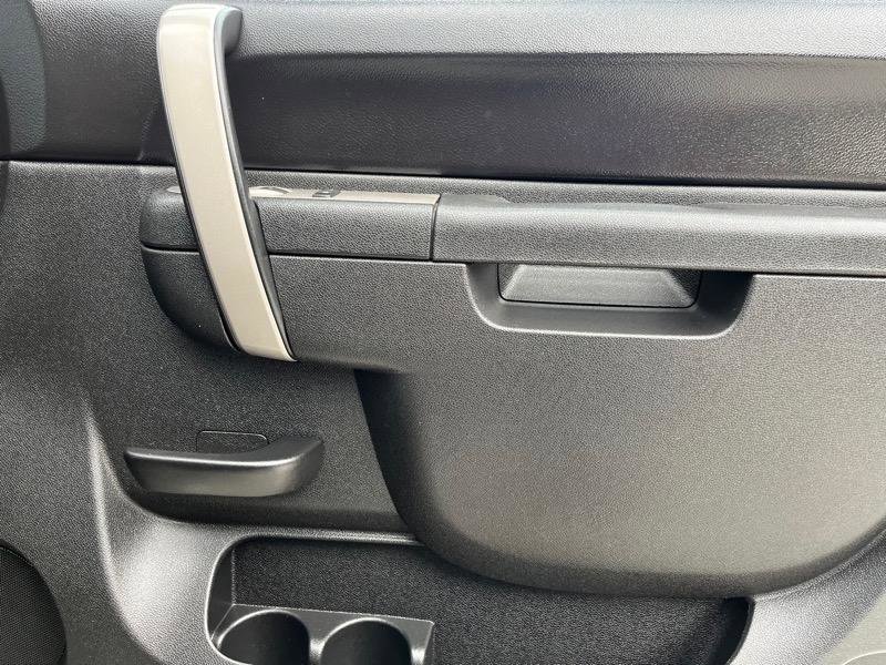 Used 2011 Chevrolet Silverado 1500 LT w/ All-Star Edition RWD image 19