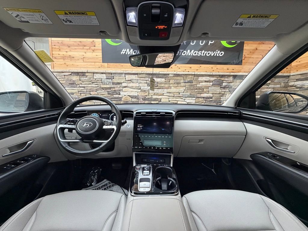 Used 2023 Hyundai Tucson Limited image 16