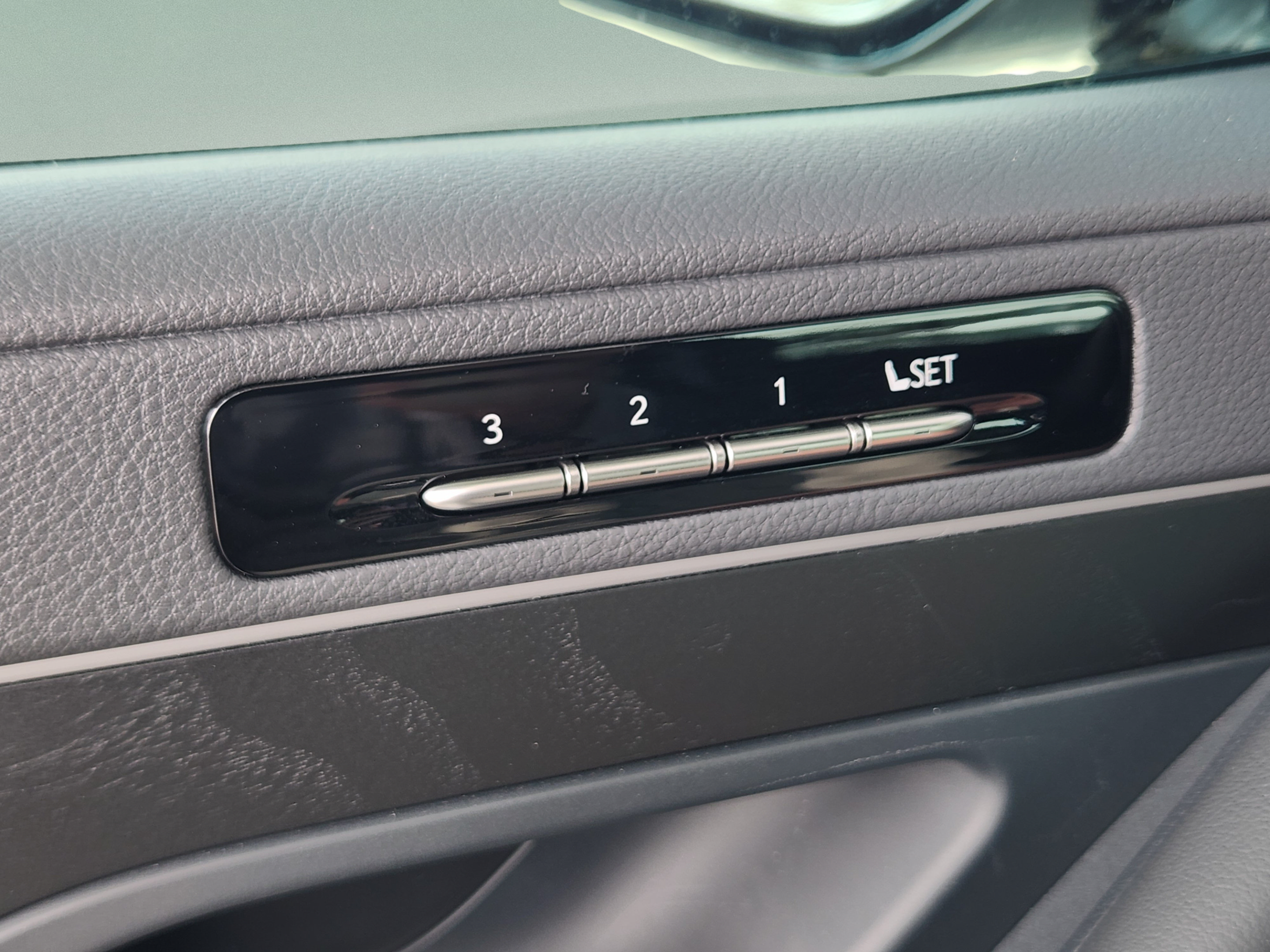 New 2026 Lexus LX 600 4WD w/ Appearance Package image 16