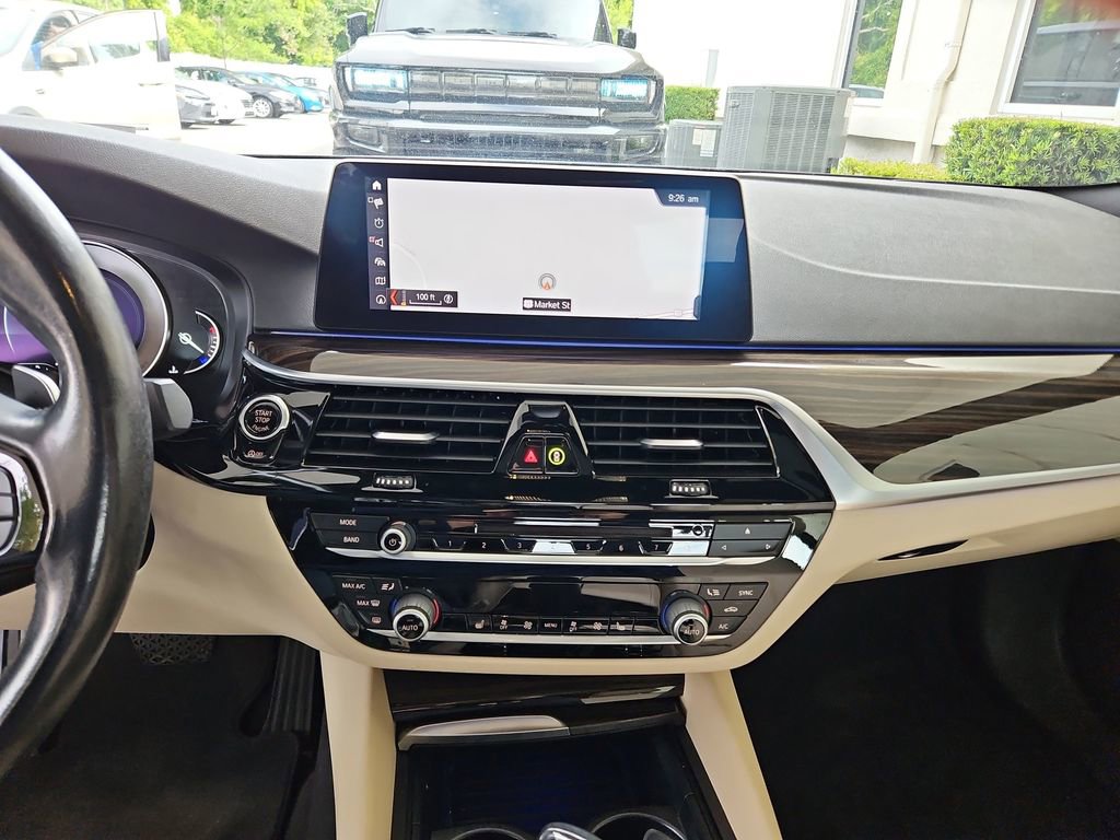 Used 2019 BMW 530i xDrive w/ Convenience Package AWD/4WD image 15
