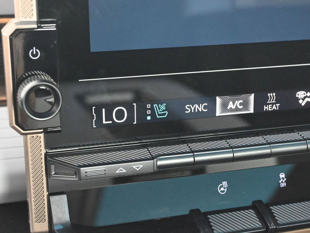 New 2025 GMC Hummer EV 2X image 27