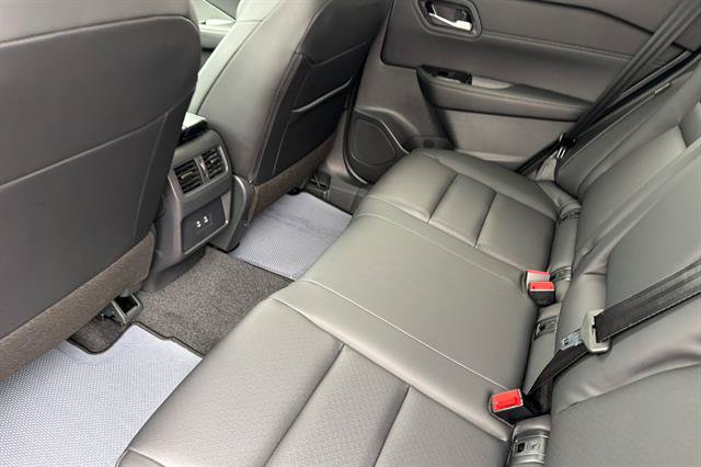 New 2026 Nissan Rogue Dark Armor FWD image 13