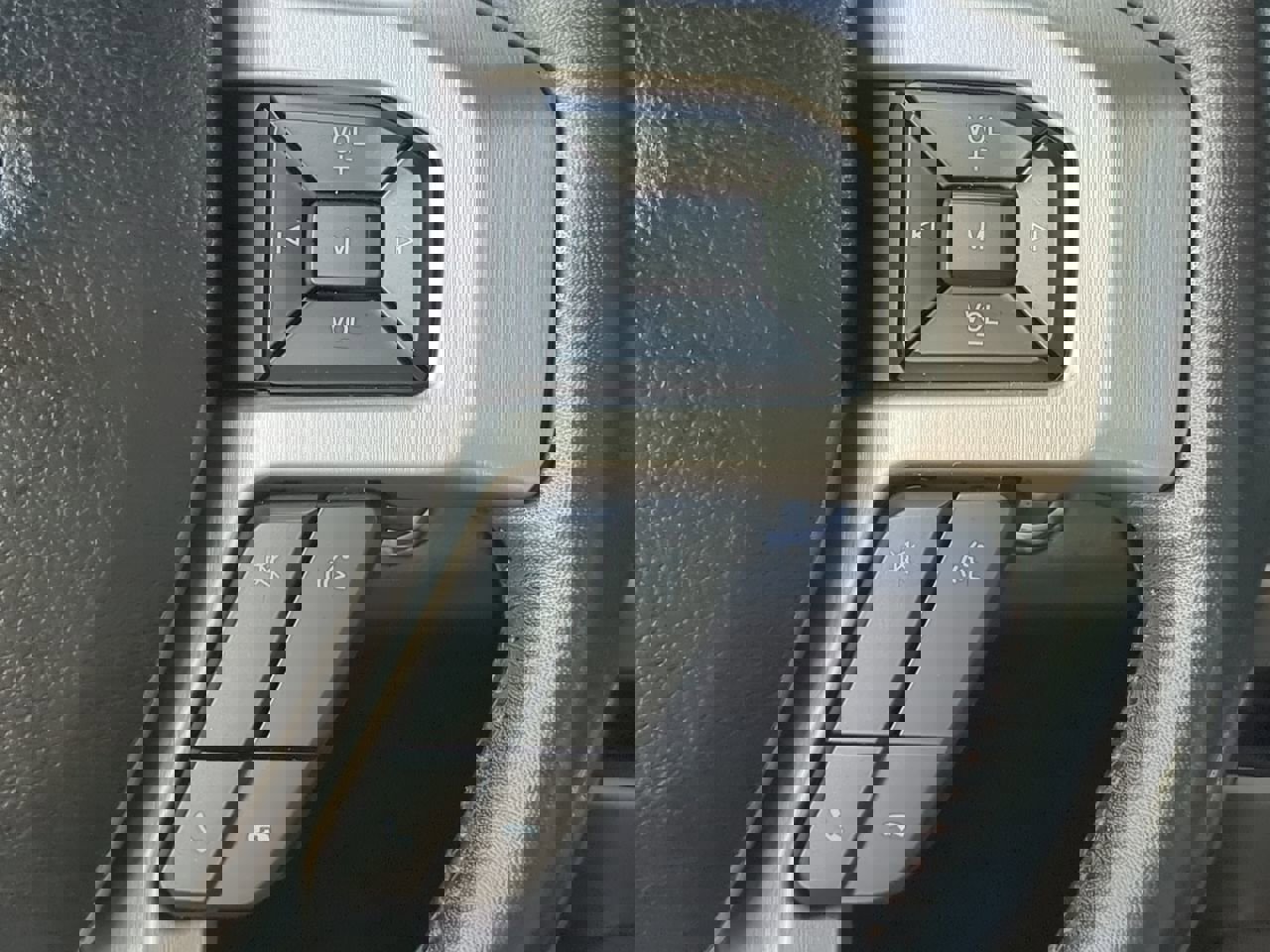 Used 2019 Ford F350 Platinum w/ Platinum Ultimate Package image 25