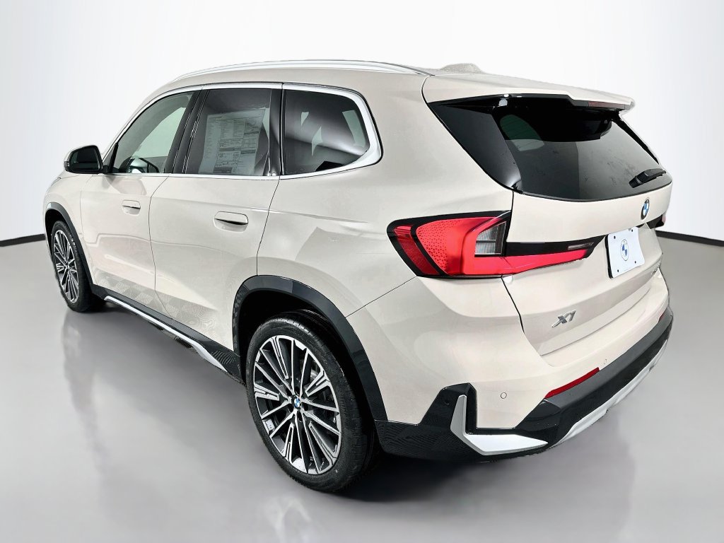 New 2027 BMW X1 xDrive28i w/ Technology Package AWD/4WD image 7