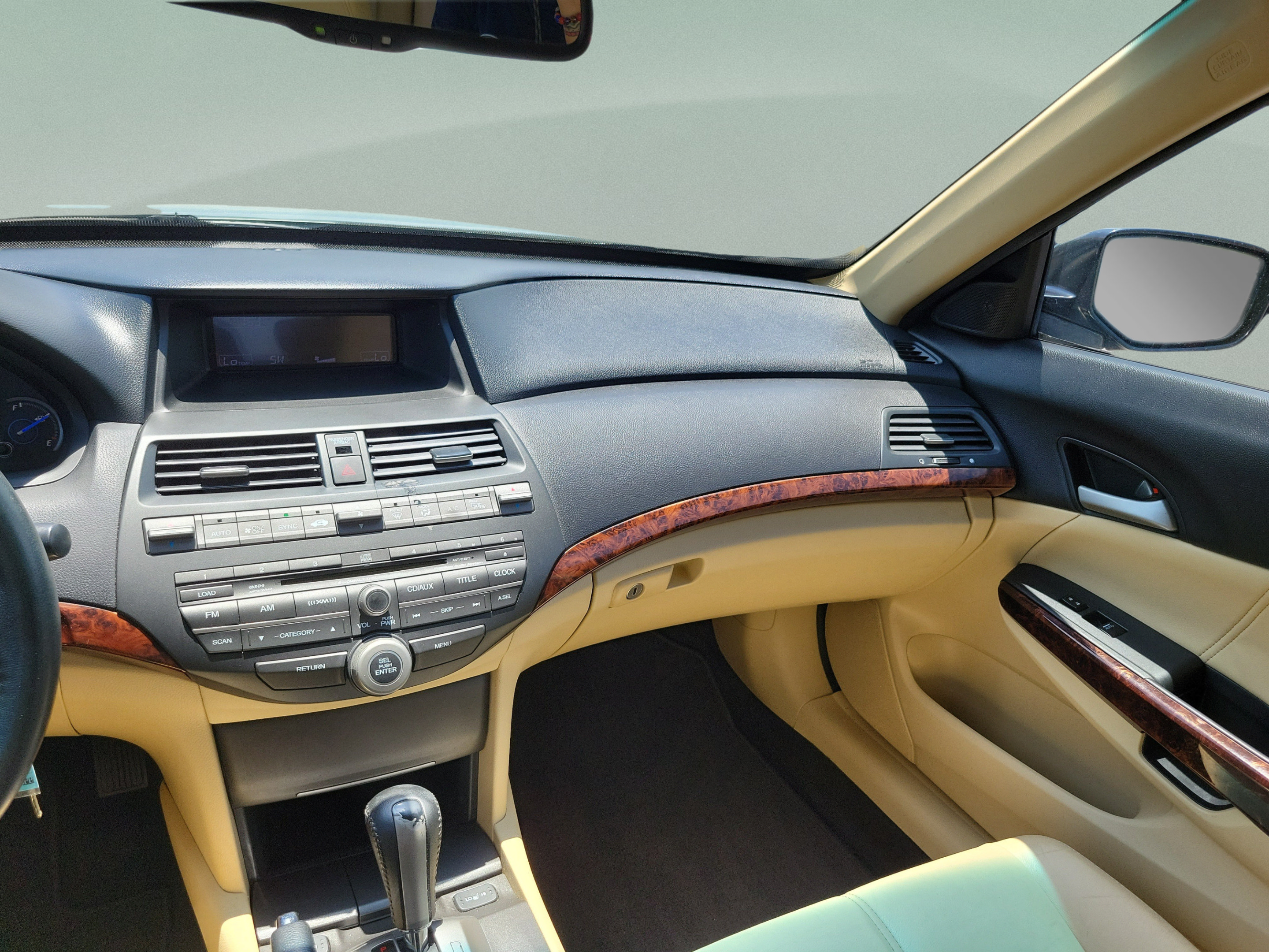 Used 2010 Honda Crosstour EX-L image 17