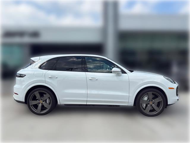 Used 2021 Porsche Cayenne Turbo image 7