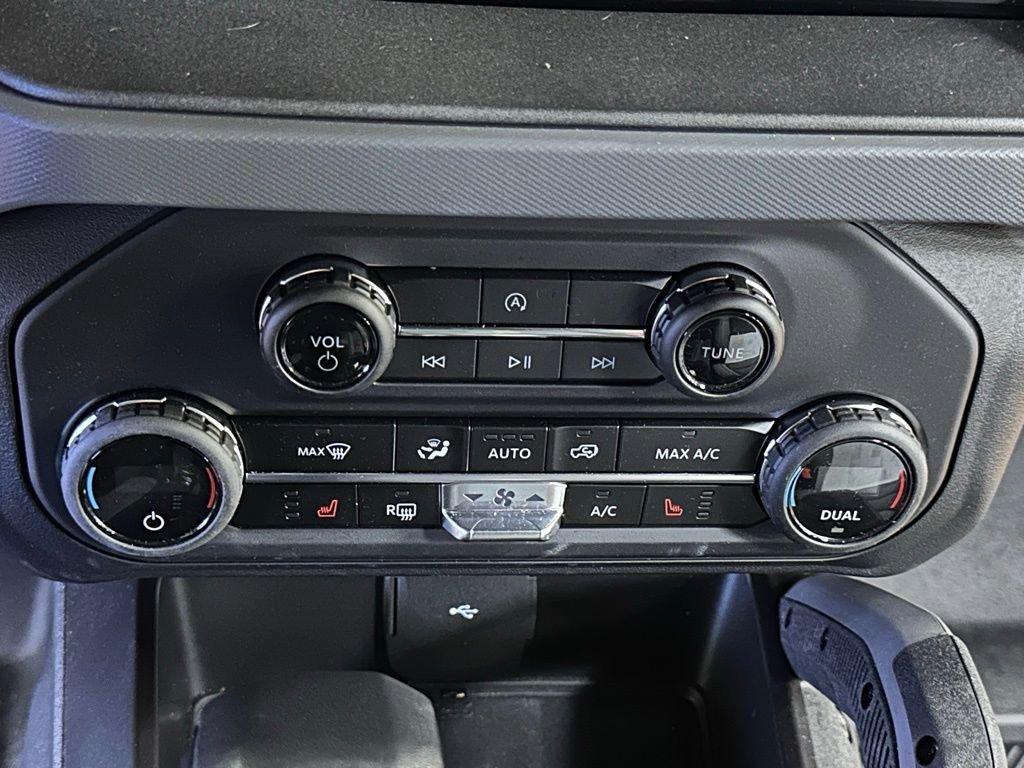 Used 2024 Ford Bronco Big Bend image 29