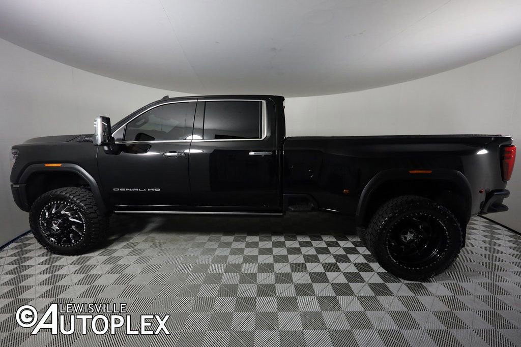Used 2024 GMC Sierra 3500 Denali Ultimate image 10